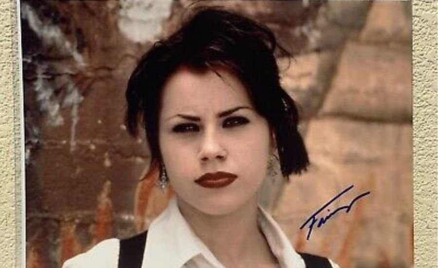 fairuza balk net worth