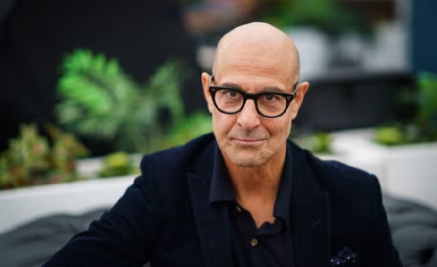 how tall is stanley tucci